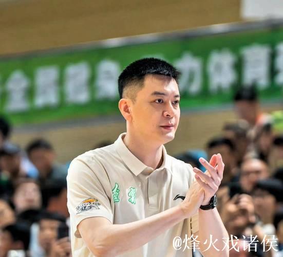 博主:杨鸣单独找王岚嵚和外援做针对性部署,付豪加练投篮 博主:杨鸣单独找王岚嵚和外援做针对性部署,付豪加练投篮